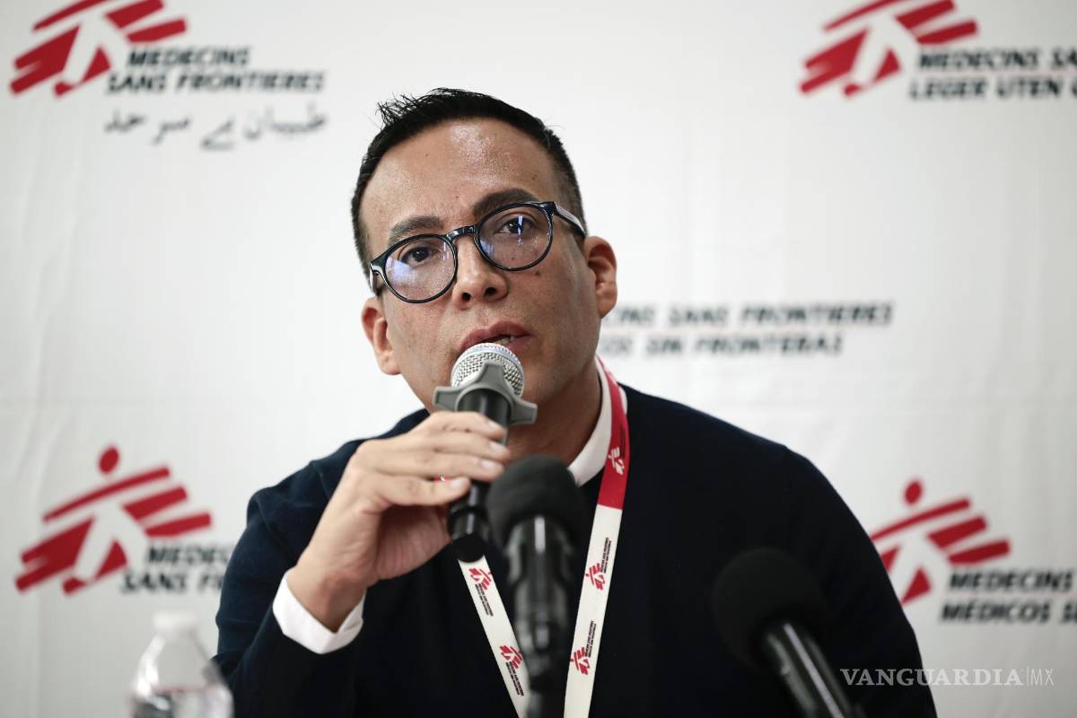$!El coordinador general de Médicos Sin Fronteras México, Henry Rodríguez, en una rueda de prensa en Ciudad de México.