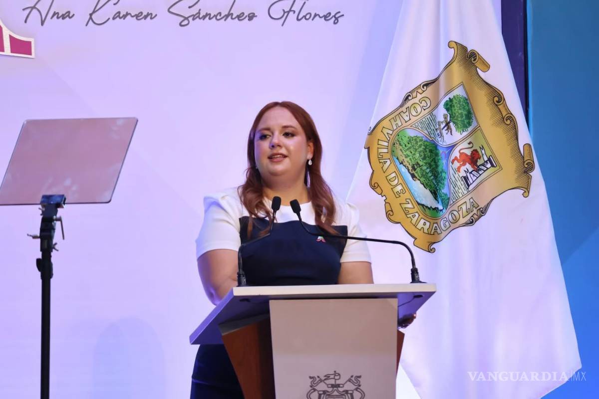 Rinde Ana Karen Sánchez, alcaldesa de Arteaga, su primer informe: ‘Las mujeres rompemos paradigmas’