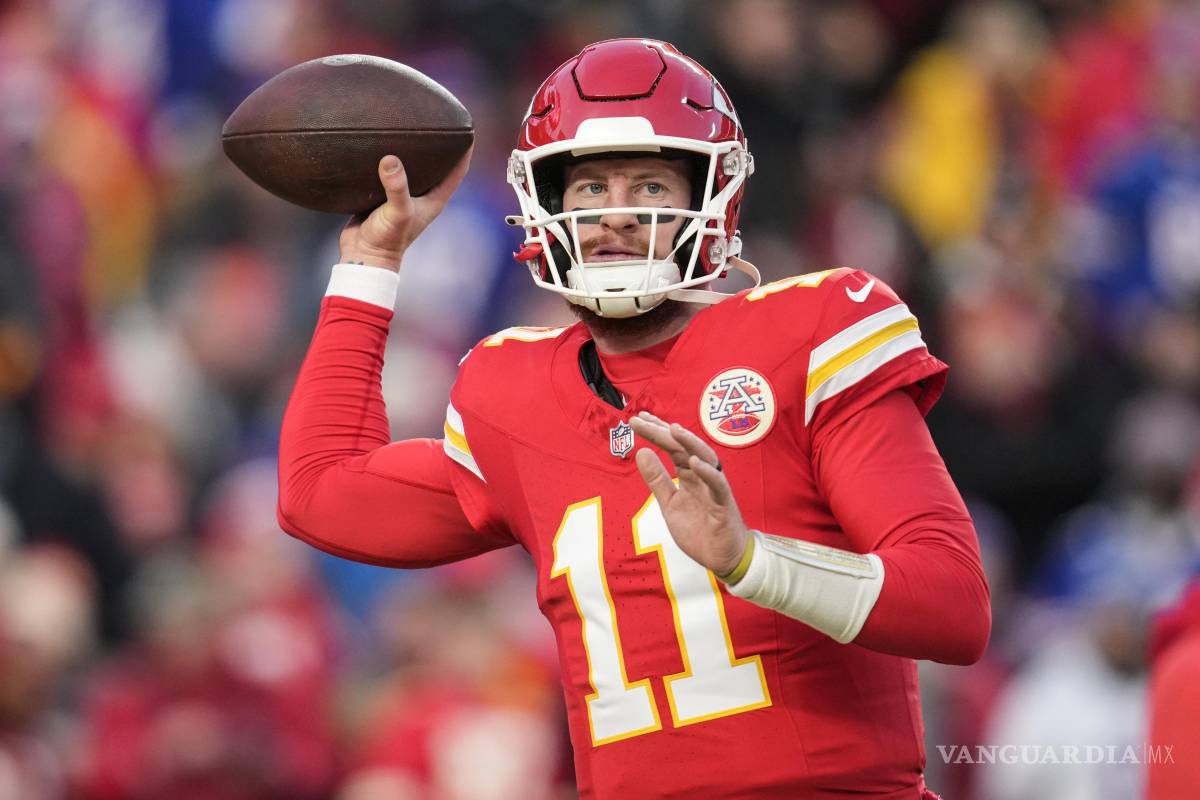 Vikings firma a Carson Wentz y traspasa a Sam Howell a Eagles