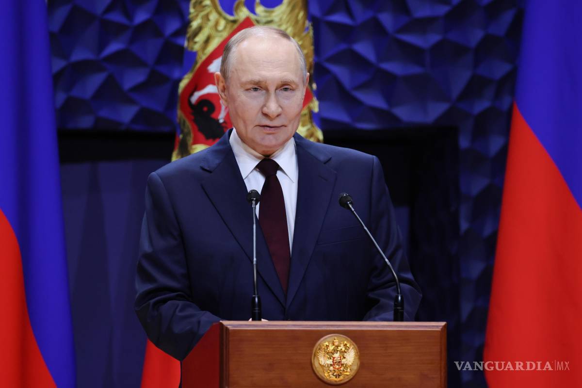 Ucrania ataca otra refinería de petróleo rusa y un buque de misiles