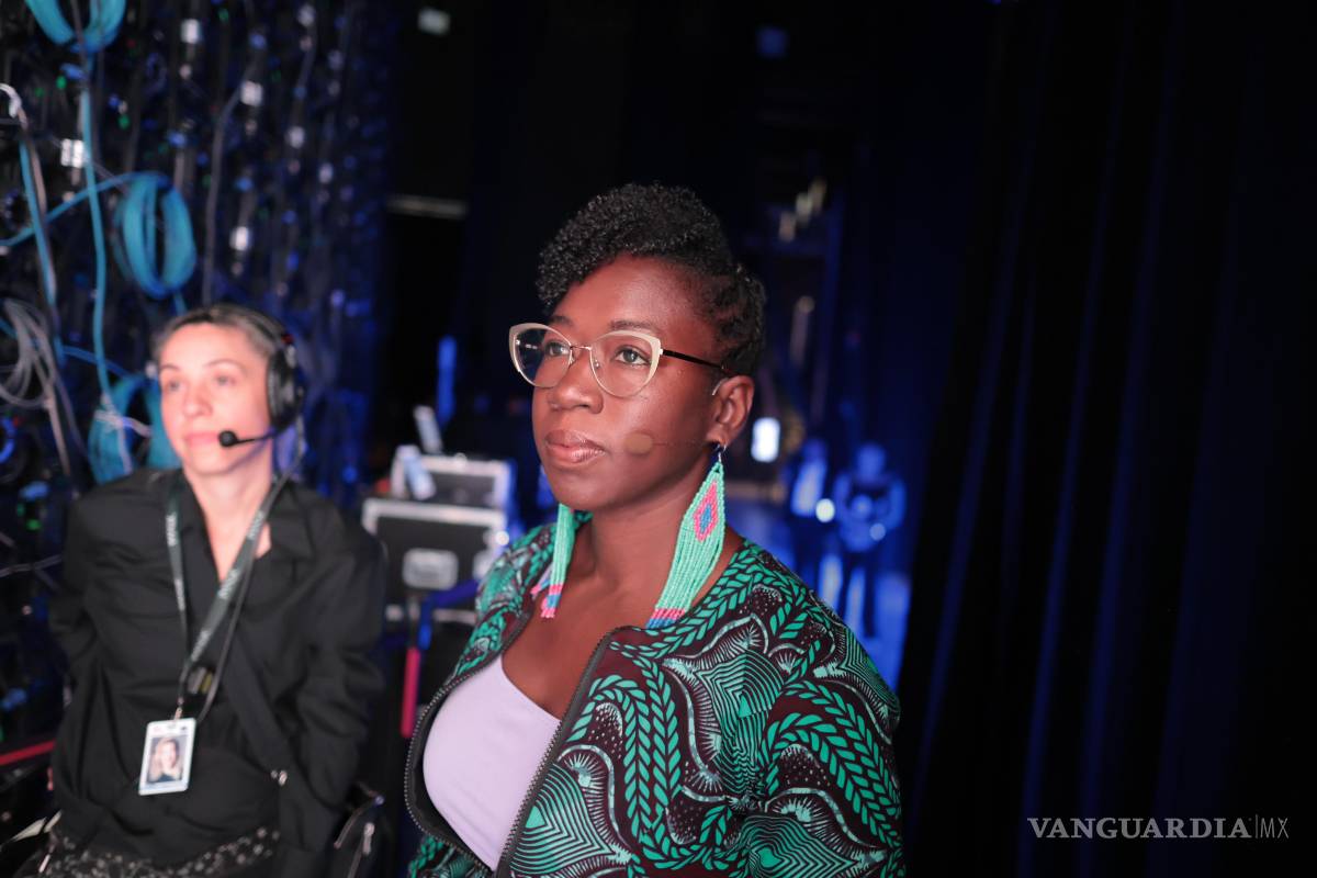 La discriminación racial como el ‘punto ciego’ de la IA: Joy Buolamwini, ‘la poeta del código’