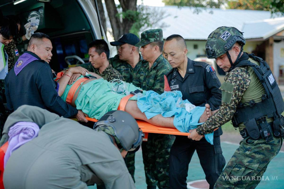 Aumentan las tensiones, Tailandia lanza ataques aéreos a lo largo de la frontera con Camboya
