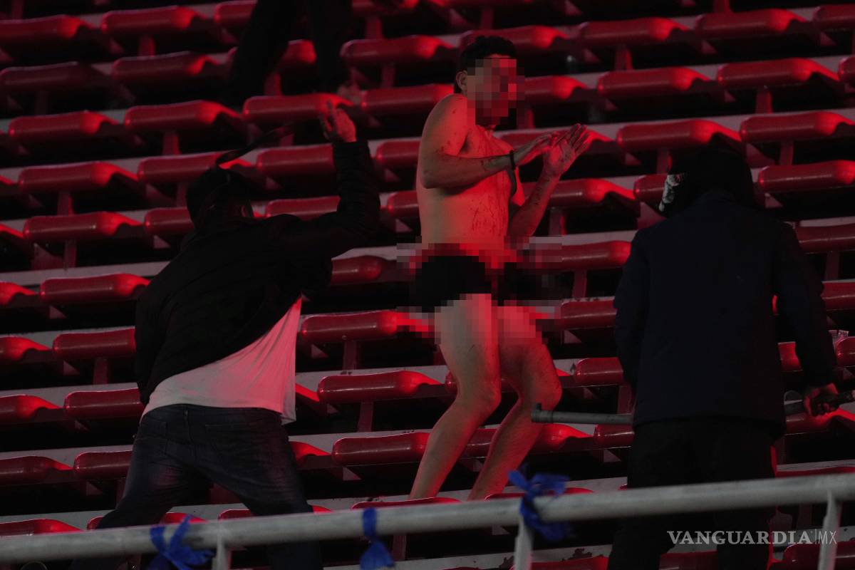 Tragedia en Avellaneda: Independiente vs U de Chile termina en caos y destrucción en plena Sudamericana