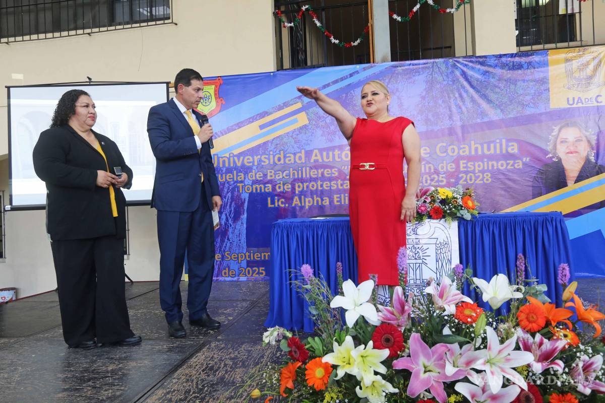 Asume Alpha Elia Chávez Luna la dirección de la Escuela de Bachilleres JAE