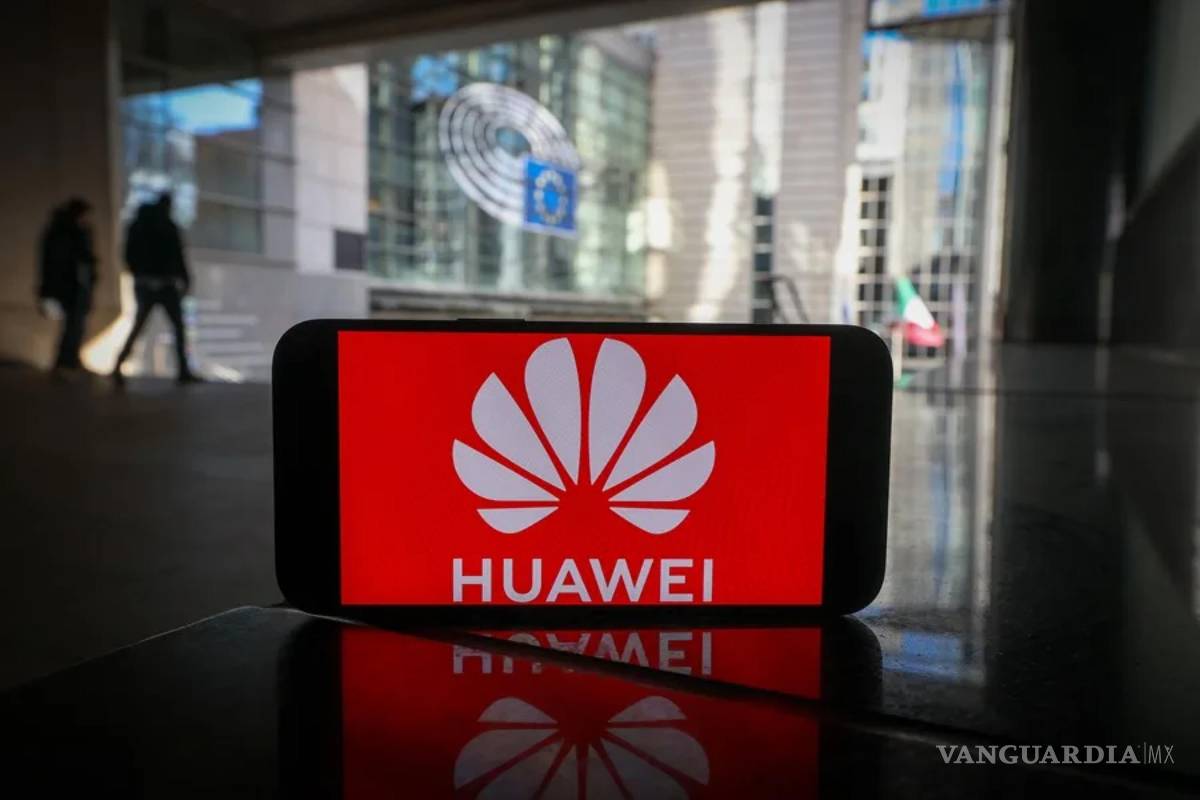 Huawei lanza una nueva versión de su sistema operativo con más de 80 aplicaciones de IA