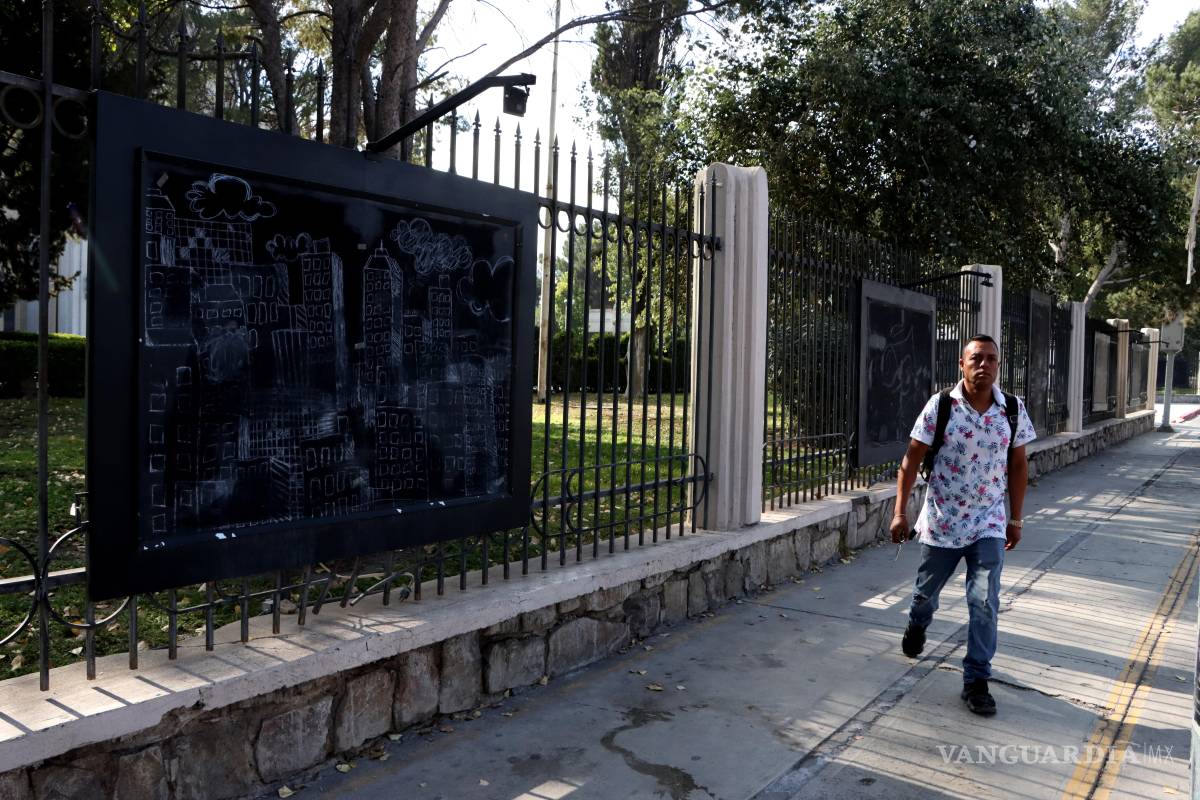 $!En abandono la galería urbana de las rejas del Ateneo Fuente en Saltillo