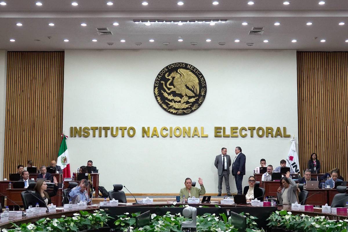 INE: Denuncian vocales censura interna en el órgano electoral