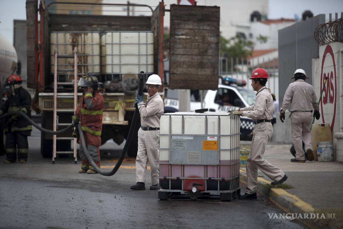 Acuerdan ASEA y Pemex lucha contra mercado ilícito de gasolina