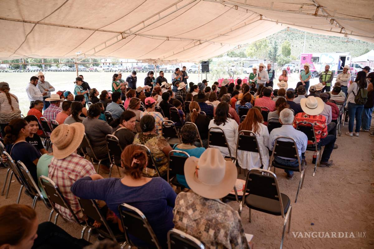 $!Es la segunda entrega que el programa Alimentos de Corazón lleva a cabo en el área rural de Saltillo.