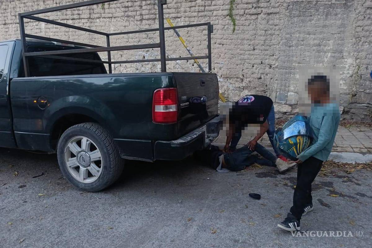 $!La motocicleta fue retirada por familiares antes del arribo de las autoridades de tránsito.