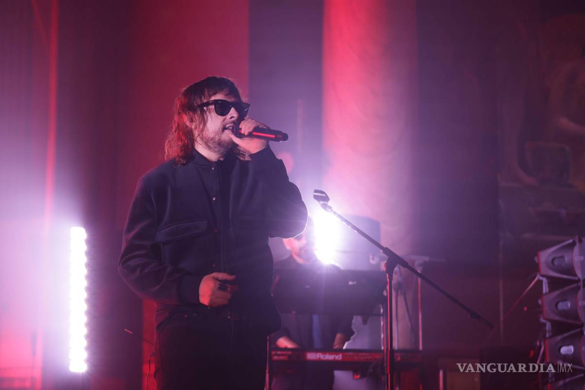 Camilo Séptimo llenó de atmósfera el Paraninfo del Ateneo Fuente en Saltillo