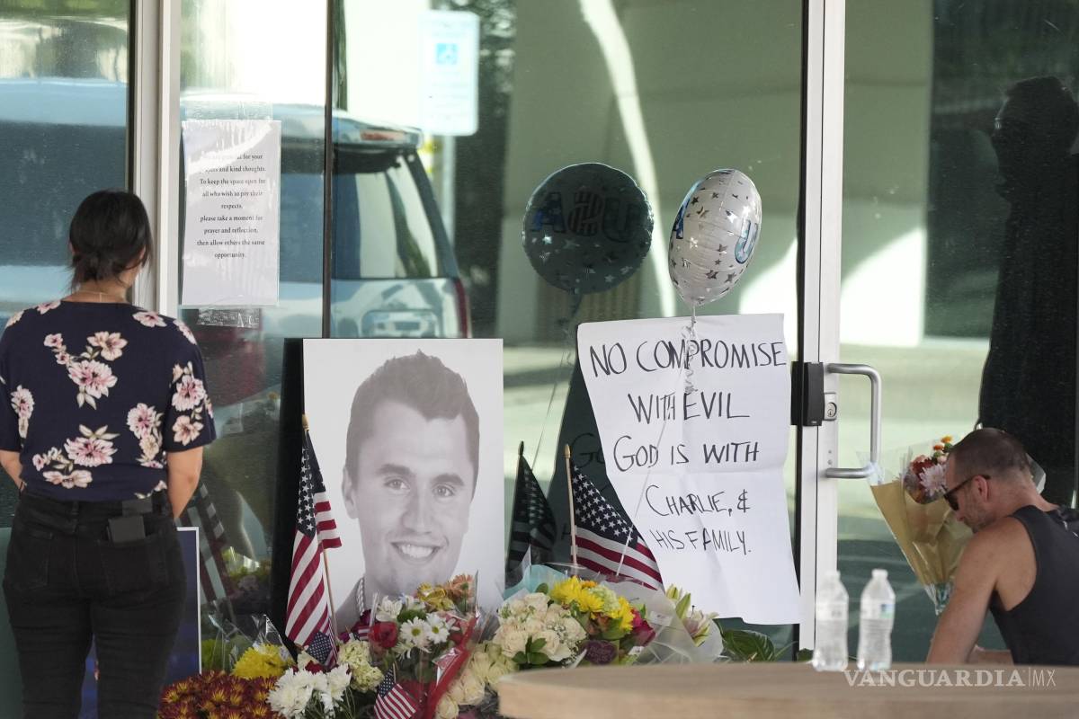 Gobierno de Trump revocará visas a extranjeros en EU que ‘glorifiquen’ asesinato de Charlie Kirk