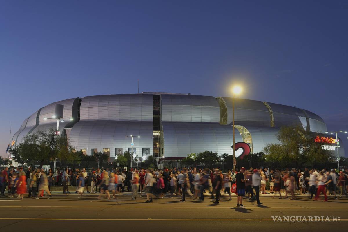 Decenas de miles de personas despiden a Charlie Kirk en un ‘funeral de Estado’