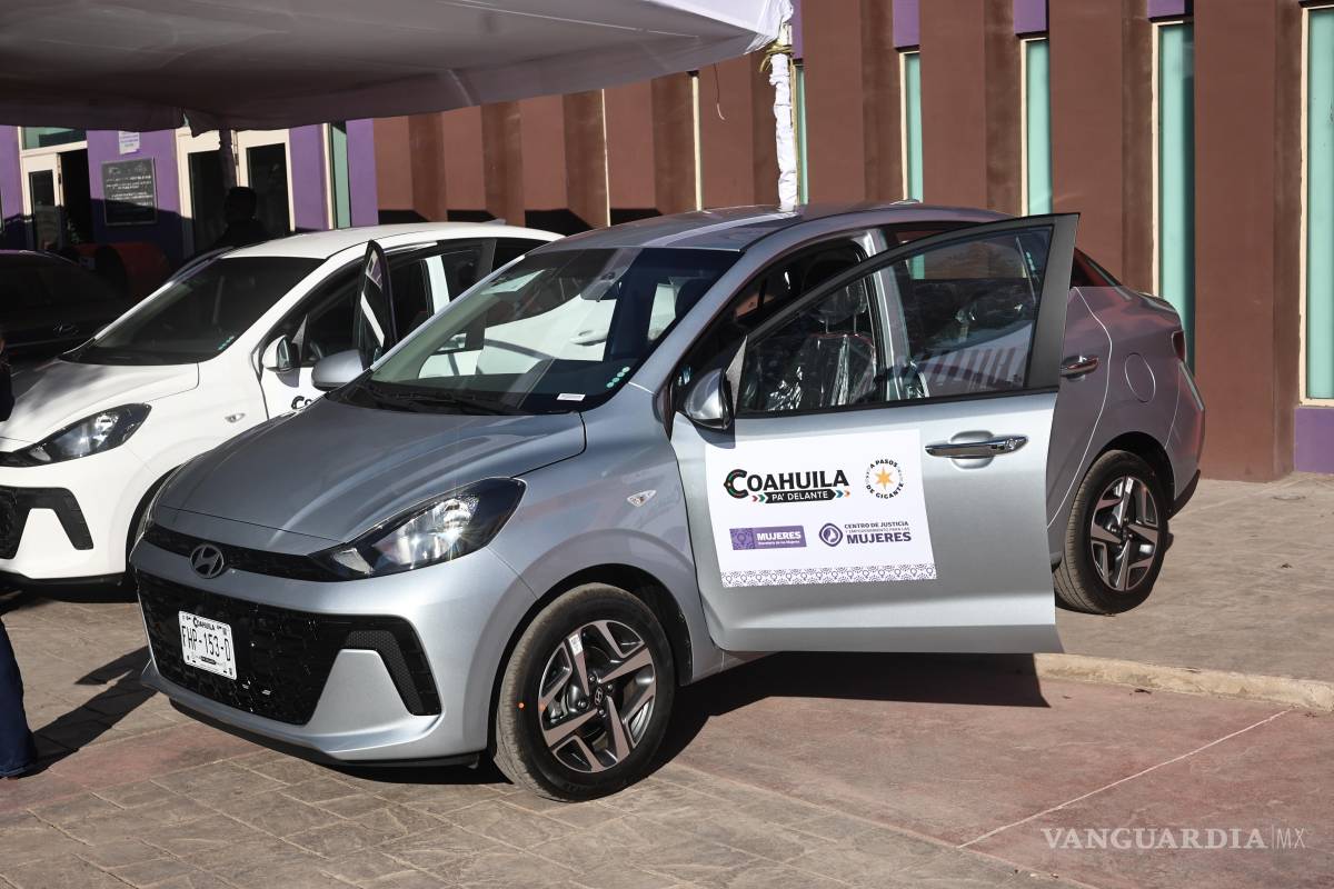 $!Se entregaron seis vehículos a los Centros de Justicia para fortalecer atención y seguimiento de casos.