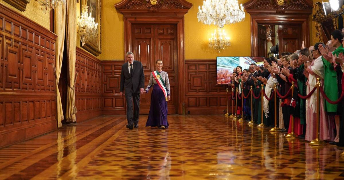 Dominan redes críticas a reforma a Ley de Amparo y aplausos a Grito de Sheinbaum