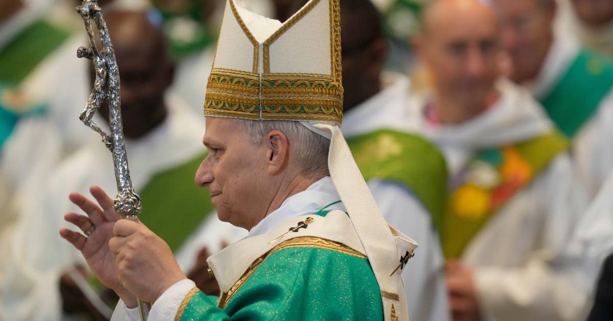 En su primer viaje al extranjero, el papa rezará en el lugar de explosión en Beirut