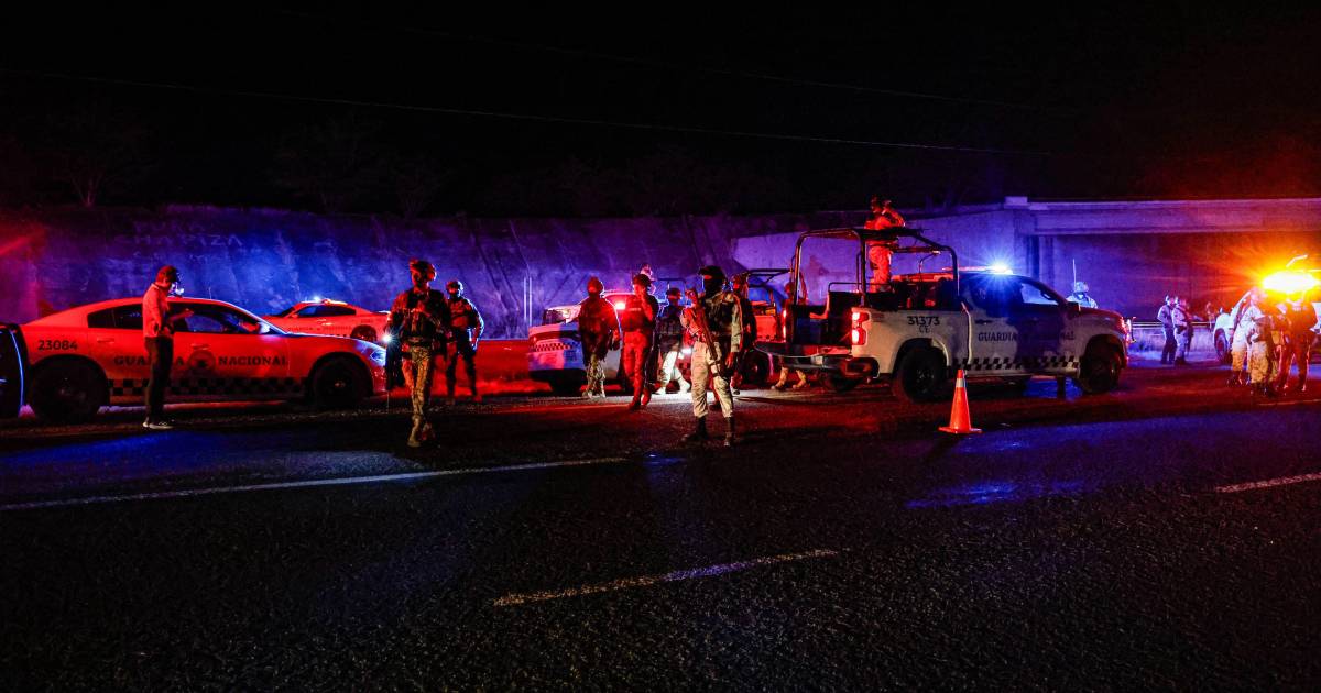 Detienen en Sinaloa a 18 ligados a ‘Los Chapitos’