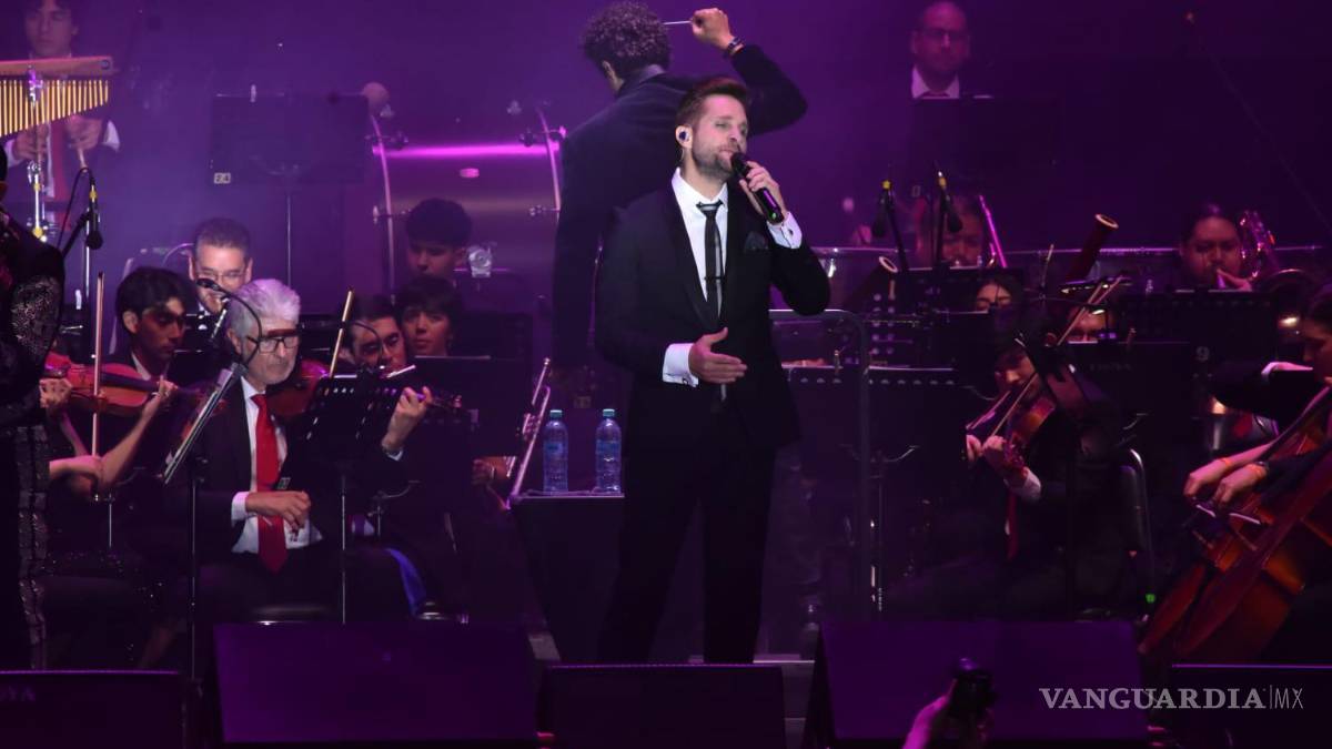 Con homenaje a Juan Gabriel, inicia la 19 edición del Festival Internacional Santa Lucía en Nuevo León