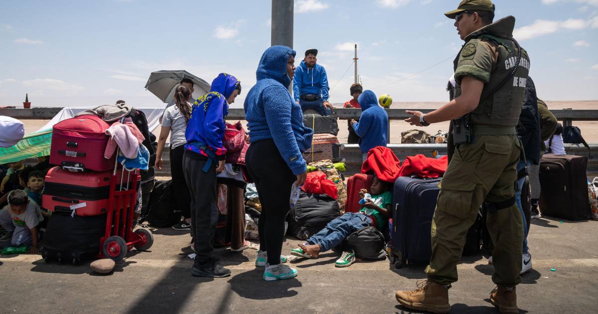 Agentes de EU impiden acto de naturalización de inmigrantes en Boston