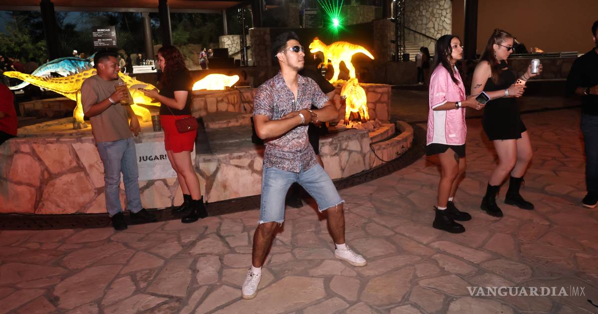 ¡Dinos, desierto y mucha fiesta! Así fue la quinta edición del MUDE After Dark