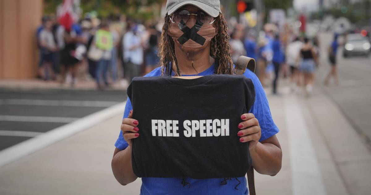 ¿Está la libertad de expresión en riesgo en tras el asesinato de Charlie Kirk?