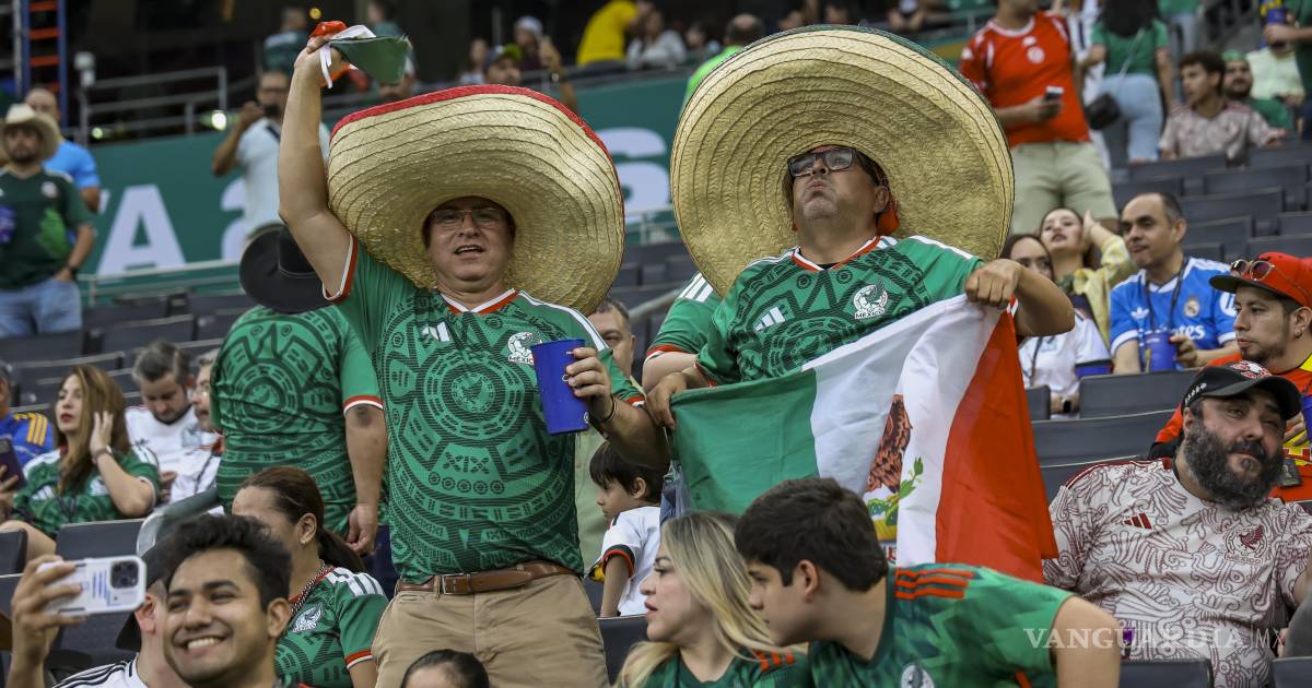 Desde Veracruz hasta Argentina: la fiesta multicultural inunda el Estadio Monterrey