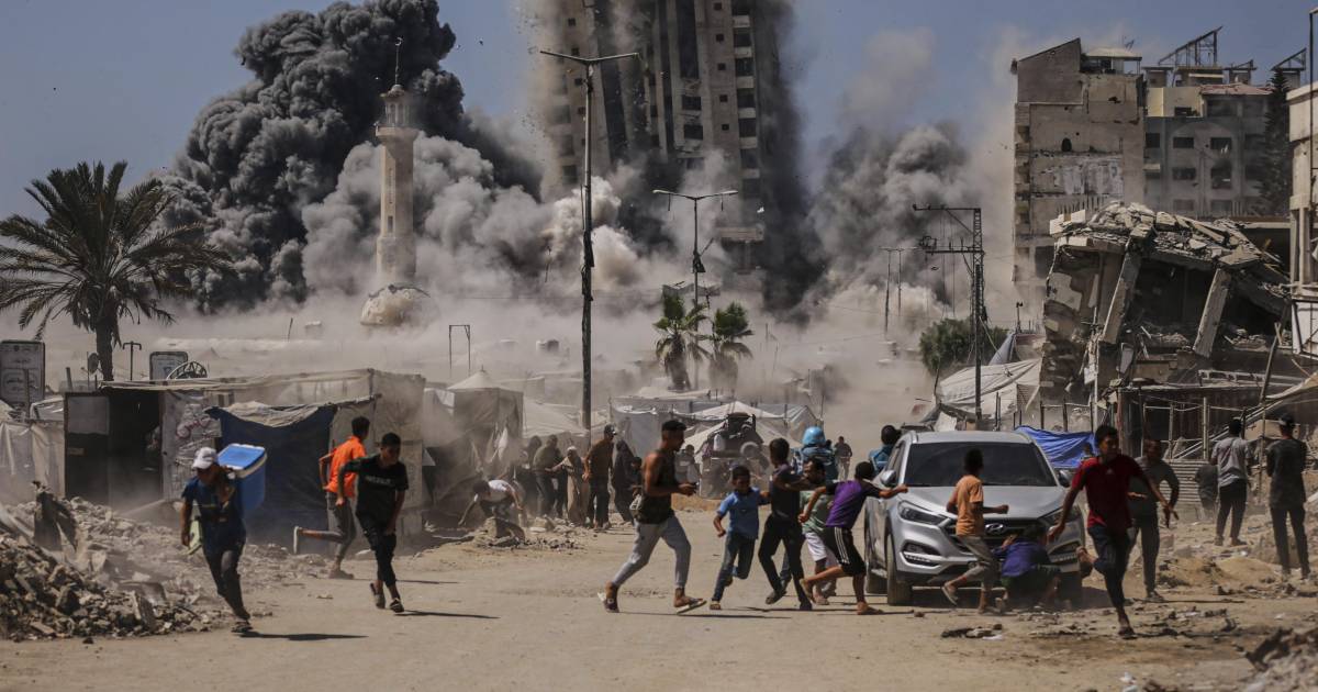 Israel bombardeó uno de los edificios señalados como centro de operaciones de Hamas en Ciudad de Gaza