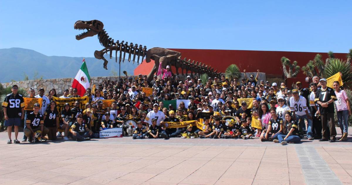 Afición de los Steelers en Saltillo se prepara para el World Photo Day 2025