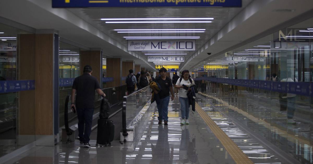 Piden pilotos a Gobierno de México hacer valer convenio aéreo con EU tras revocación de rutas