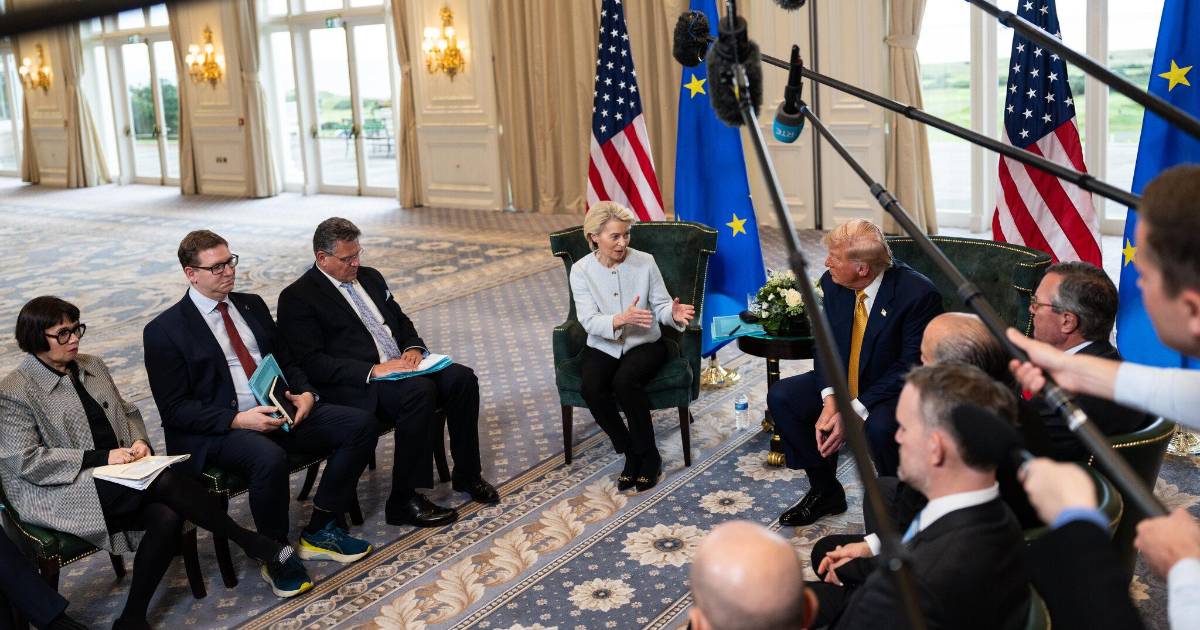 Trump impulsa los combustibles fósiles, y presiona a otros países para que hagan lo mismo