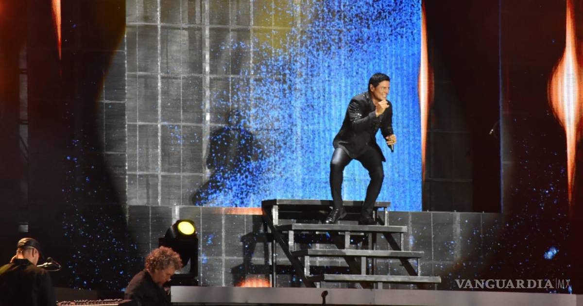 El ritmo latino de Chayanne llenó de ambiente el Fan Fest Monterrey