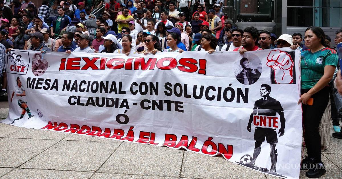 Cobarde, así se conduce la 4T ante la CNTE