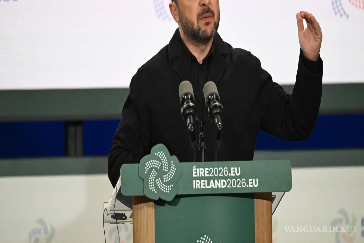 $!El presidente ucraniano, Volodymyr Zelensky, en una rueda de prensa tras el acto de lanzamiento de la Presidencia irlandesa del Consejo de la Unión Europea en el Castillo de Dublín.