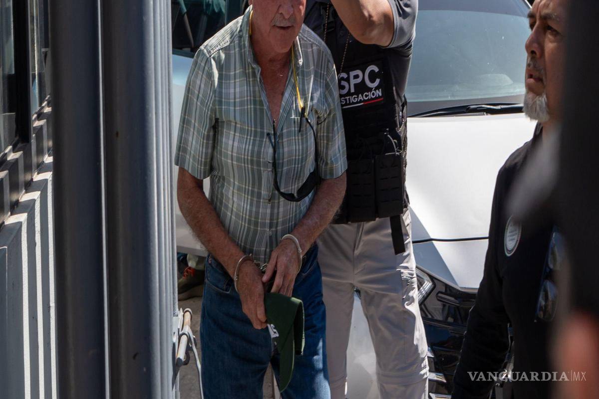 $!El ex gobernador de Baja California, Ernesto Ruffo Appel, fue ingresado a las instalaciones de la Fiscalía General De la República en la Zona Río de Tijuana, tras ser detenido por autoridades del gobierno de México.