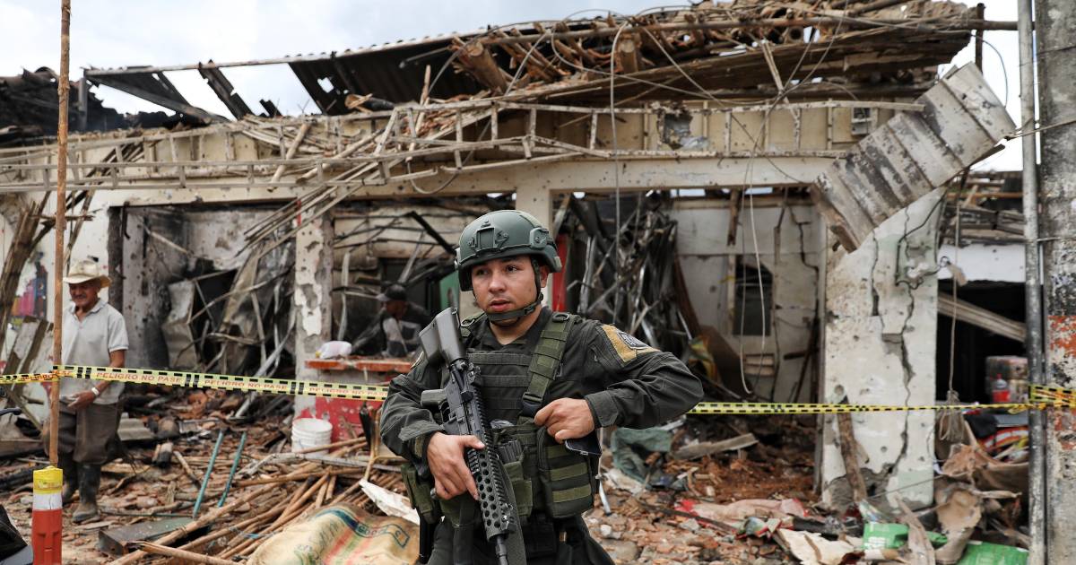 Bombardeos a disidencias de ex-FARC dejan 7 menores muertos