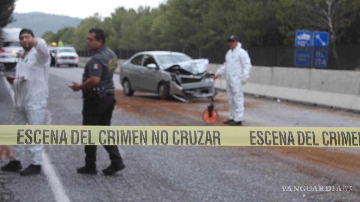 Muere adulta mayor en accidente carretero, en Arteaga