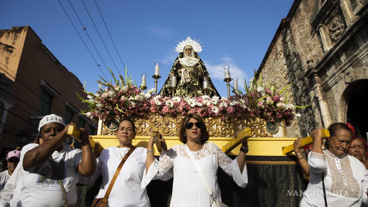 Estas son las 43 imágenes de las representaciones del Viernes Santo que atraparon la atención en el mundo (fotos)