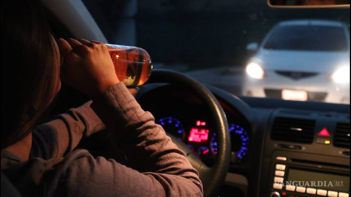 Ebrio intenta escapar sin éxito; va preso