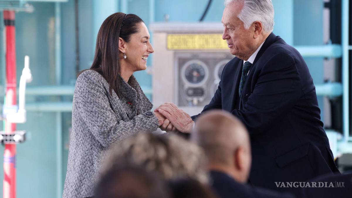 Claudia Sheinbaum inaugura en el metro de la CDMX la mayor subestación eléctrica del país