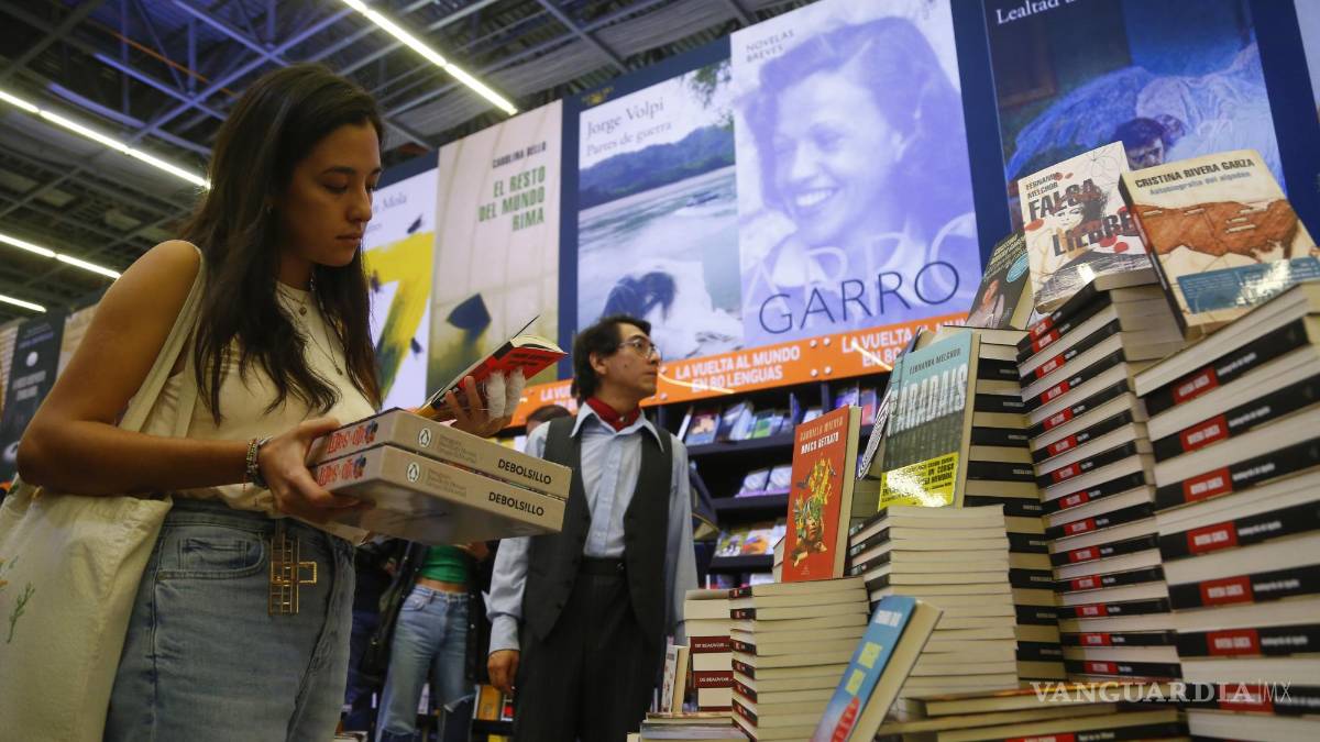 Tras dos años de la pandemia de COVID-19 regresan los lectores jóvenes a la FIL de Guadalajara