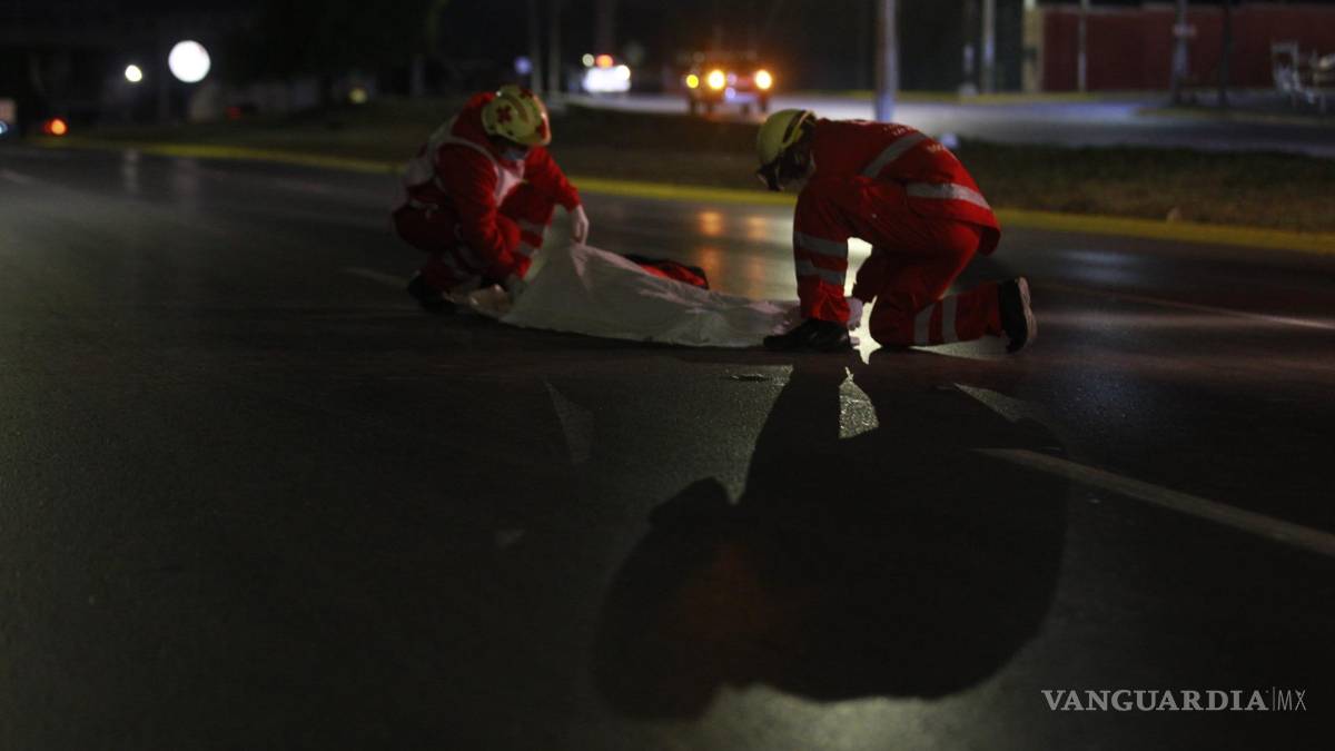 Hombre termina sin vida al ser atropellado en el Distribuidor Vial El Sarape