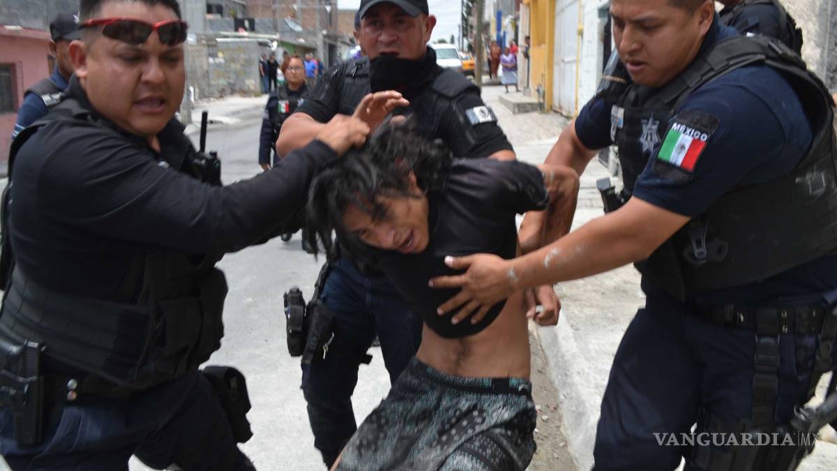 A mordidas, oficial canino detiene a joven golpeador en Saltillo