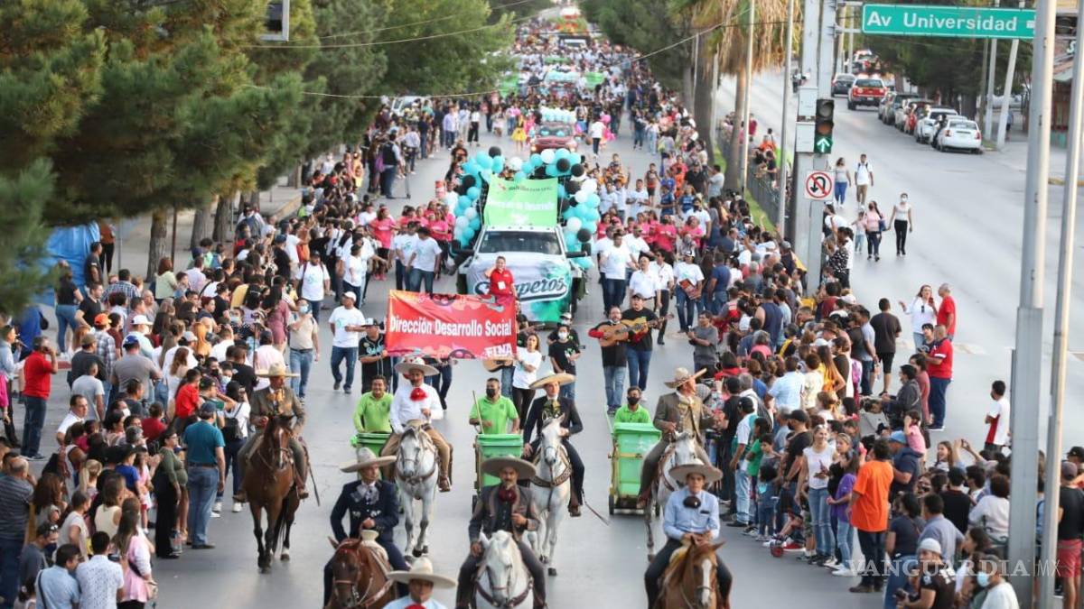 Con desfile da inicio la FiestaInternacional de las Artes Saltillo 2022; hasta el 25 de julio