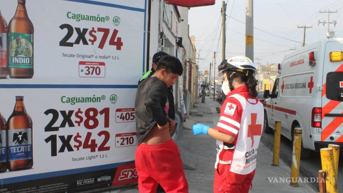 Motociclista se extravía y termina lesionado tras accidente en el centro de Saltillo