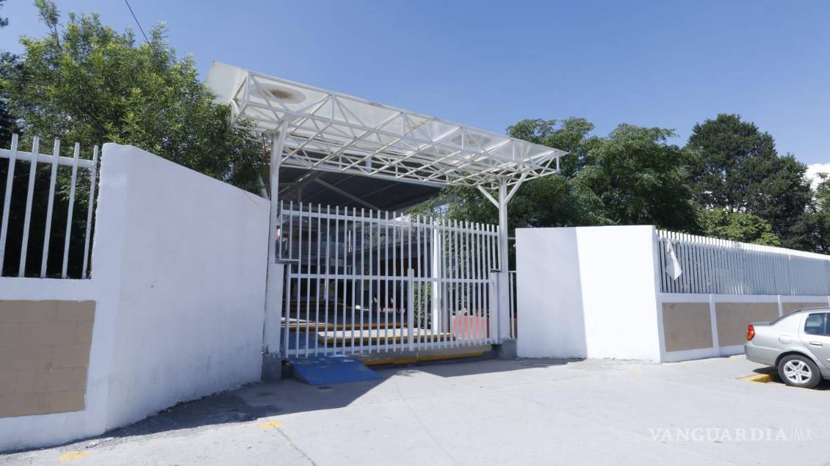 Saltillo: denuncian a directora de Secundaria General No. 7 por acoso laboral