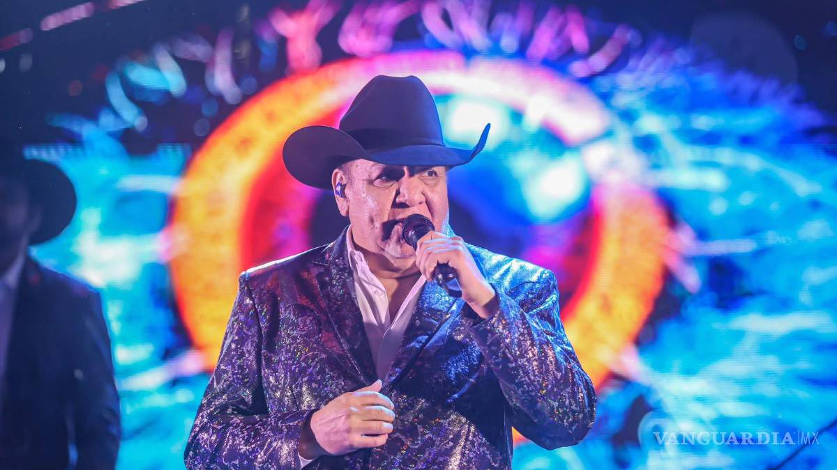 Festejos bajo el agua: Halcones celebran el UTC Fest 2026