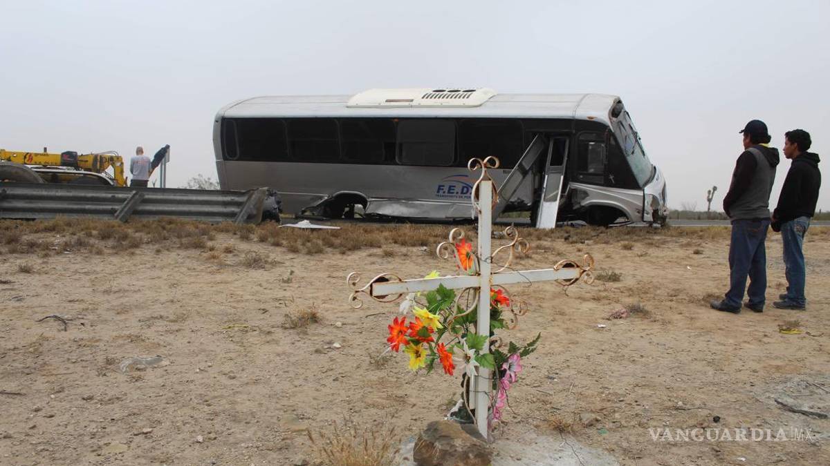 Accidente de camión en carretera Monclova deja 8 heridos; pierde neumático rumbo a Ramos Arizpe