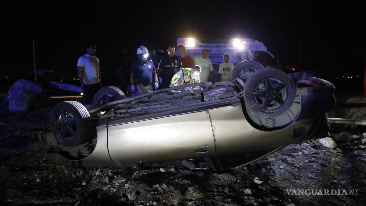 Padre arriesga vida de su hijo por manejar ebrio, en el Libramiento Flores Tapia