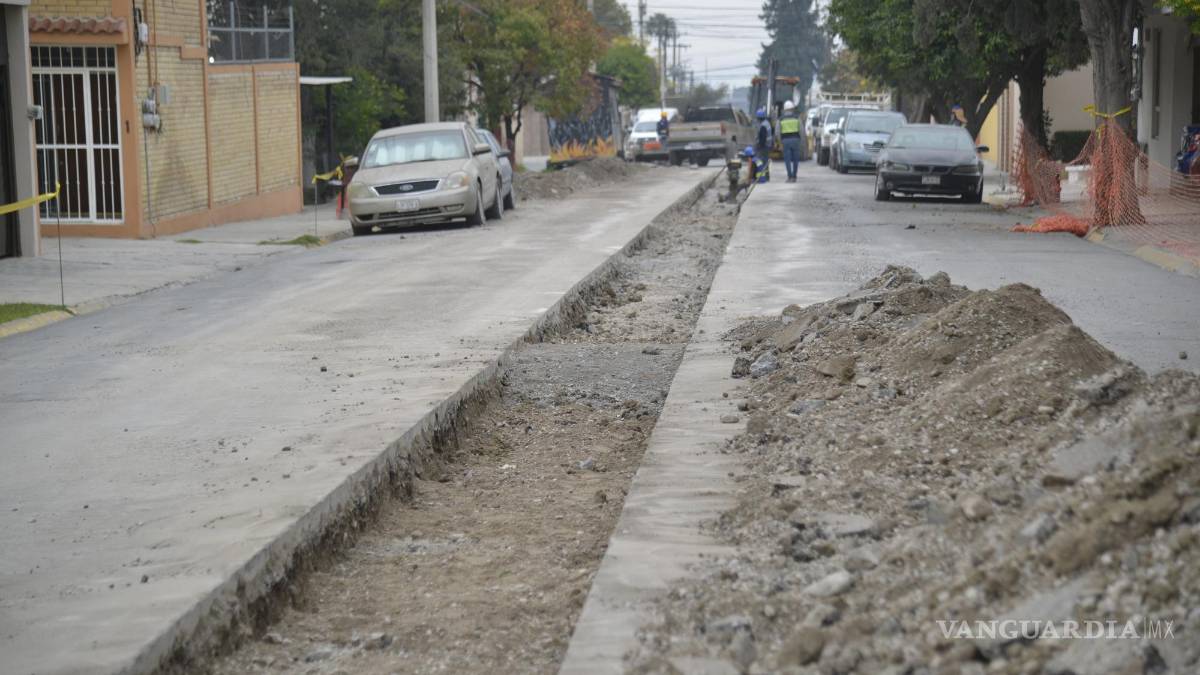 Atiende Aguas de Saltillo hundimiento en colonia República; es la tercera vez que es reparado