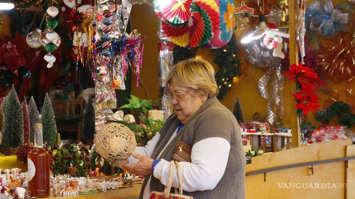 ¡Ya huele a Navidad! Comienzan a instalarse mercados navideños en Saltillo